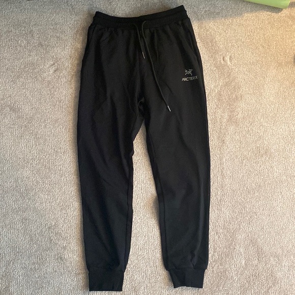 Arc'teryx Pants Mens Arcteryx Black Jogger Elastic Waist Sweat